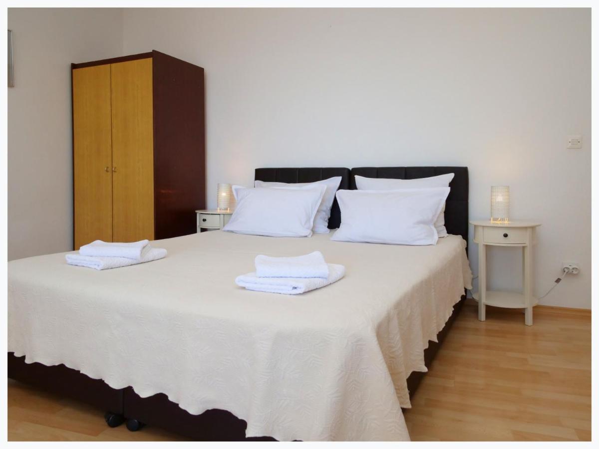 The Peninsula Apartment Primosten Bagian luar foto