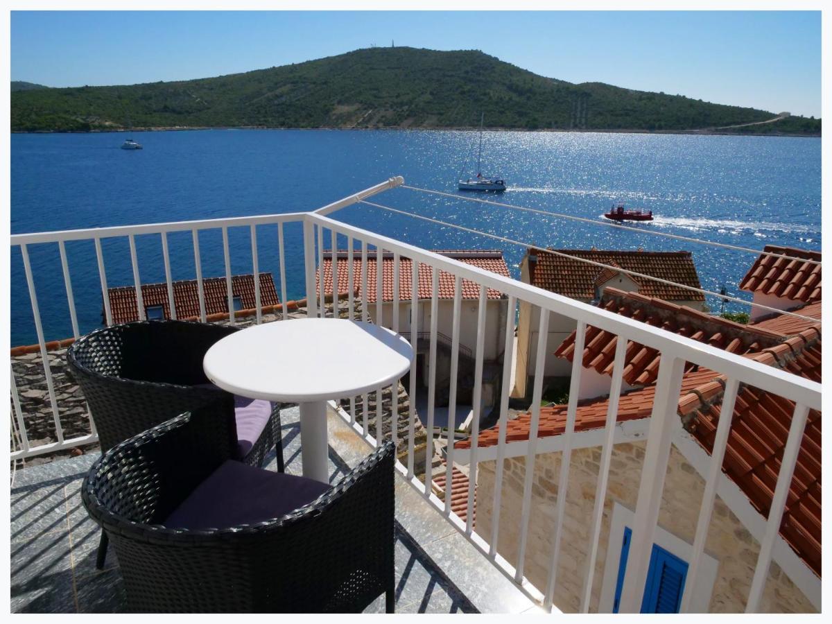 The Peninsula Apartment Primosten Bagian luar foto