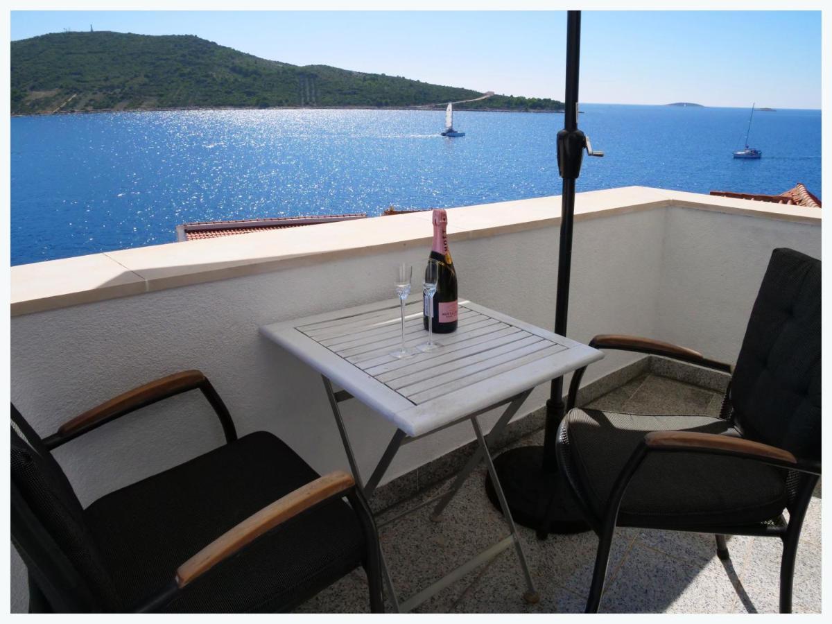 The Peninsula Apartment Primosten Bagian luar foto